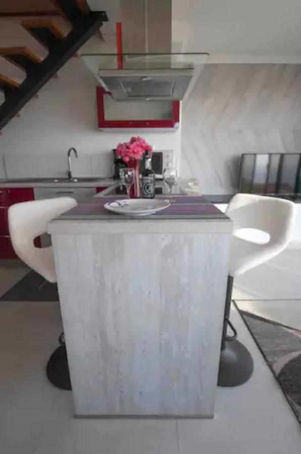 فيلا Crystal House كالهيتا المظهر الخارجي الصورة